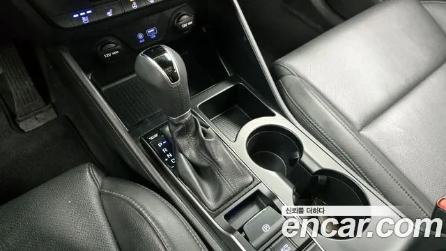 Hyundai Tucson 2017 — фото 9