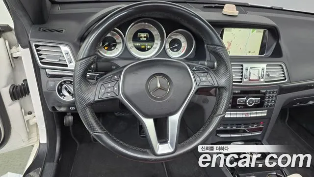 Mercedes-Benz E-Class 2015 — фото 13
