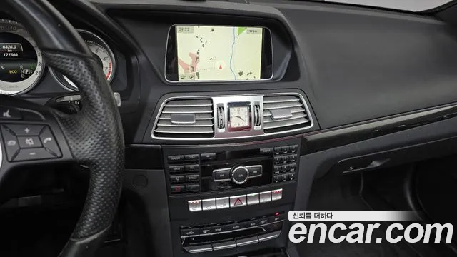 Mercedes-Benz E-Class 2015 — фото 14