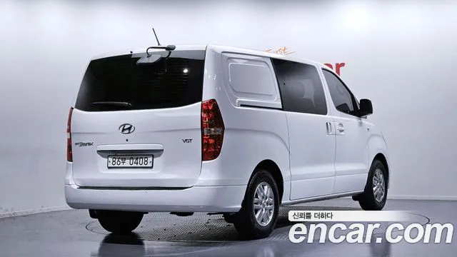 Hyundai Starex 2018 — фото 2
