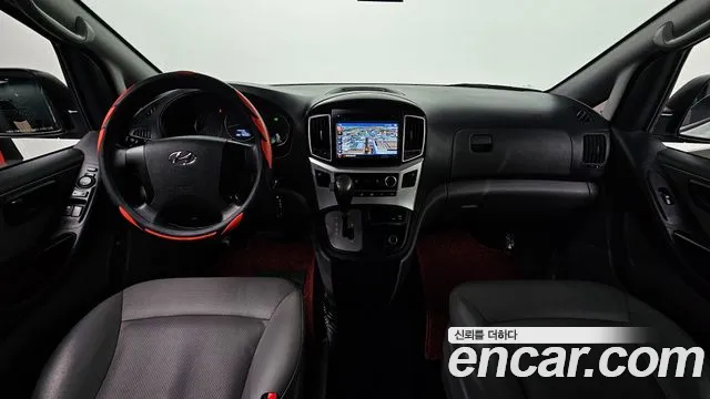 Hyundai Starex 2018 — фото 7