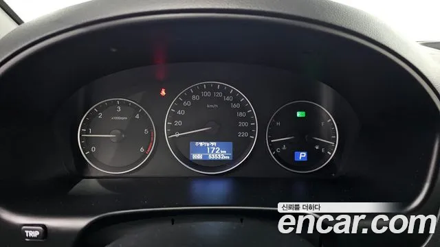 Hyundai Starex 2018 — фото 8