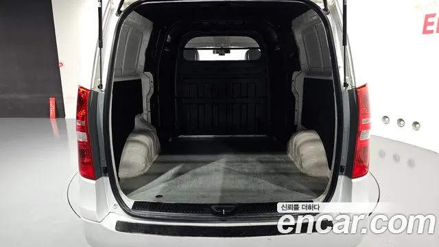 Hyundai Starex 2018 — фото 20