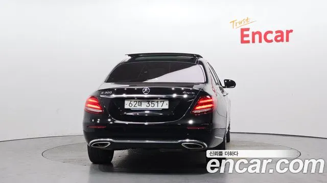 Mercedes-Benz E-Class 2019 — фото 4