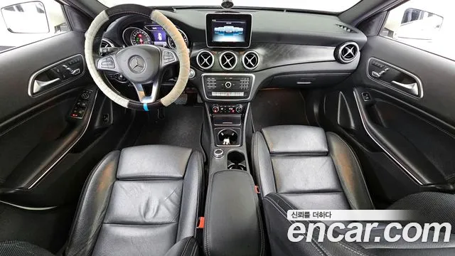 Mercedes-Benz GLA-Class 2018 — фото 7