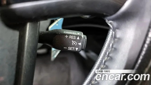 Toyota Prius 2019 — фото 17