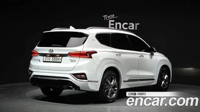 Hyundai Santafe 2019 — фото 2