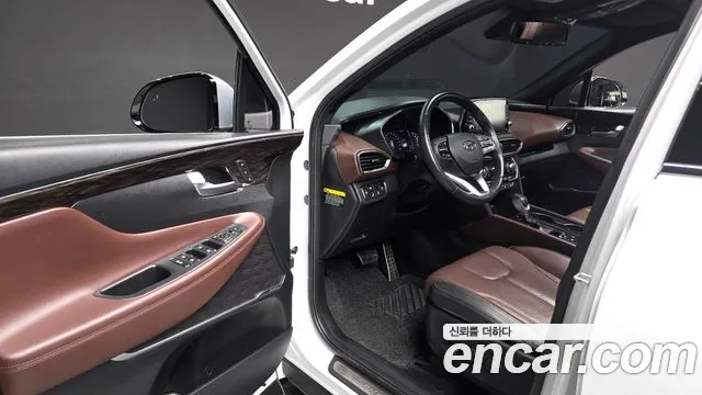 Hyundai Santafe 2019 — фото 11