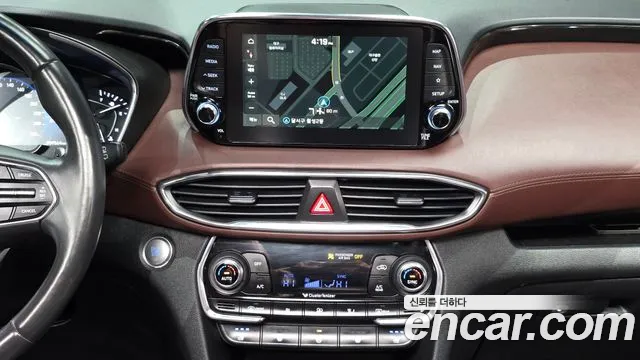 Hyundai Santafe 2019 — фото 14