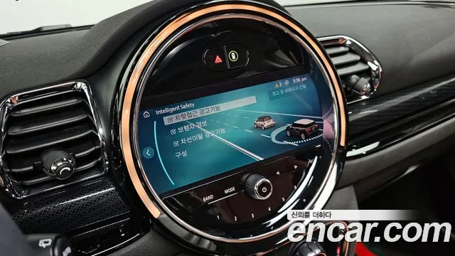 Mini Clubman 2022 — фото 17