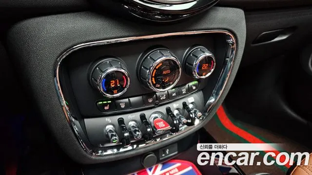 Mini Clubman 2022 — фото 18