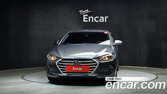 Hyundai AVANTE 2017 — фото 3