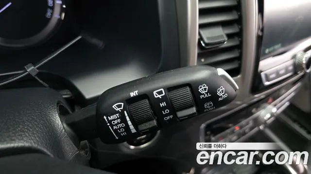KG_Mobility_Ssangyong Rexton 2018 — фото 17