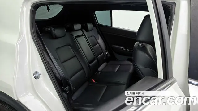 Kia Sportage 2019 — фото 12