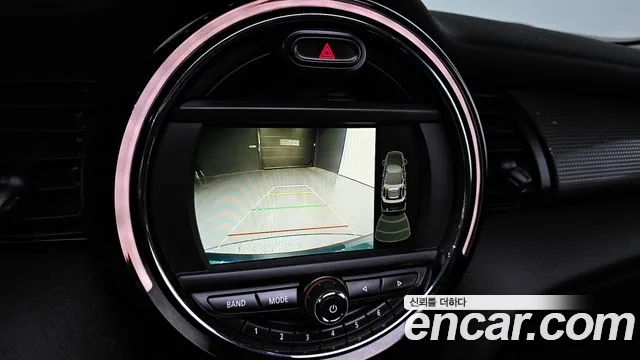 Mini Cooper 2015 — фото 16