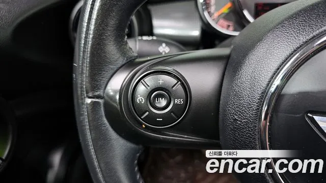 Mini Cooper 2015 — фото 19