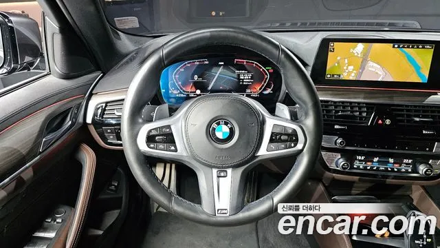 BMW 5-Series 2020 — фото 13