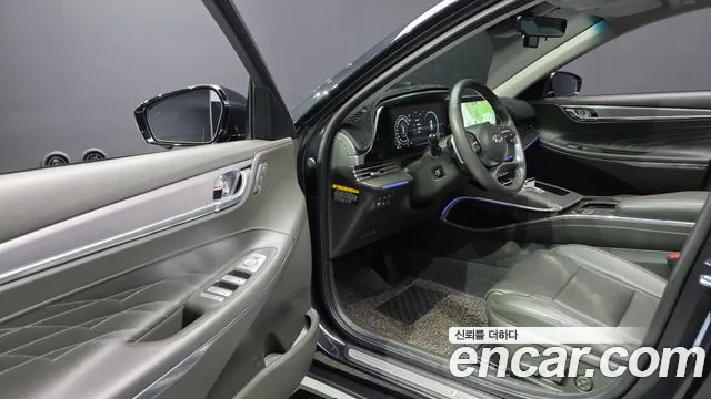 Hyundai Grandeur 2020 — фото 10