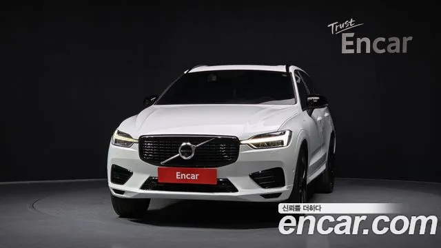 Volvo XC60 2021 — фото 3