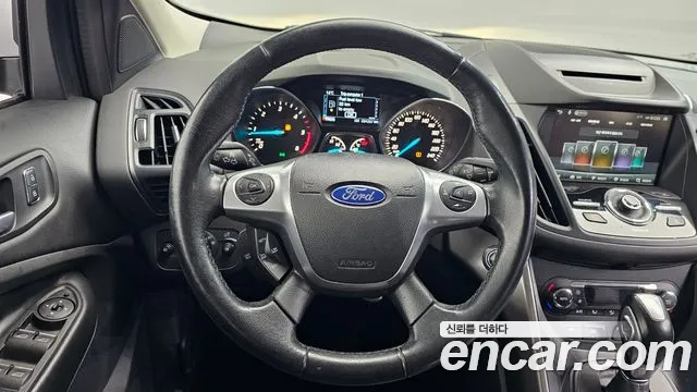 Ford Kuga 2016 — фото 12