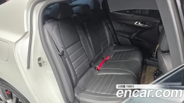 Peugeot 508 2015 — фото 12