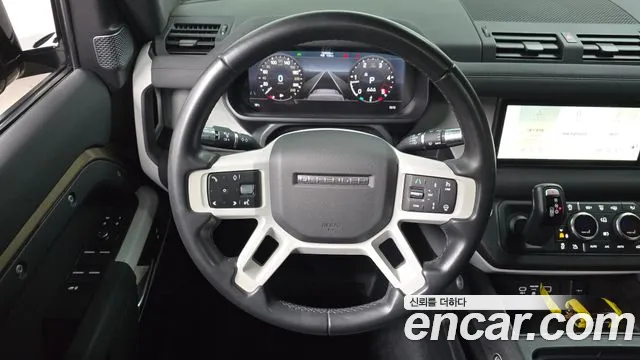 Land Rover Defender 2020 — фото 13