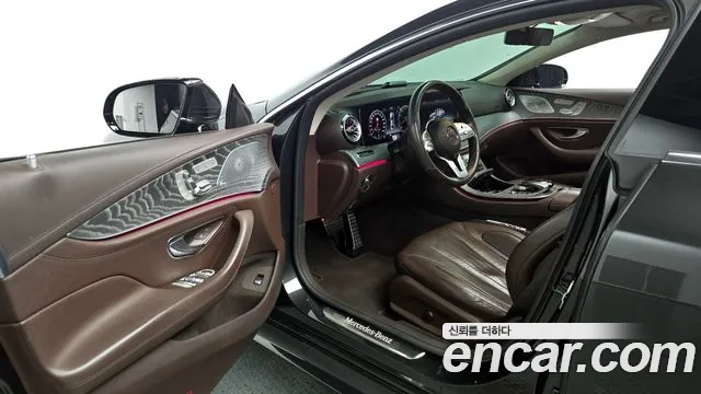 Mercedes-Benz CLS-Class 2020 — фото 11