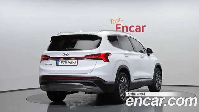 Hyundai Santafe 2023 — фото 2