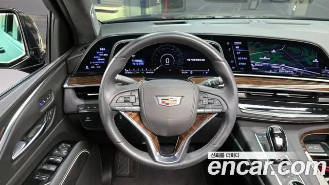 Cadillac Escalade 2023 — фото 13