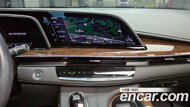 Cadillac Escalade 2023 — фото 20