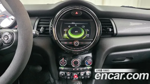 Mini Cooper 2018 — фото 14