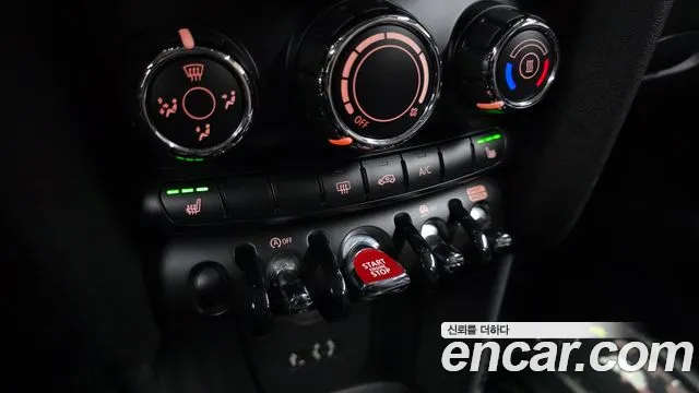 Mini Cooper 2018 — фото 18