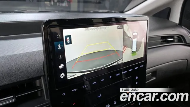 Hyundai Staria 2023 — фото 17