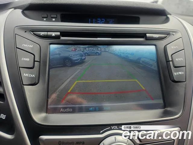 Hyundai AVANTE 2015 — фото 15
