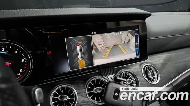 Mercedes-Benz E-Class 2019 — фото 17