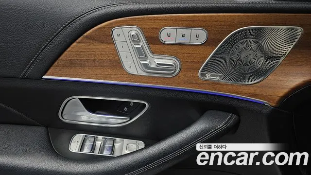 Mercedes-Benz GLE-Class 2021 — фото 12