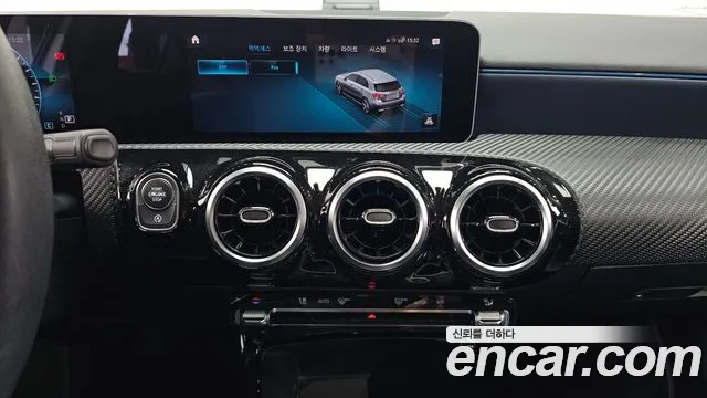 Mercedes-Benz A-Class 2019 — фото 14