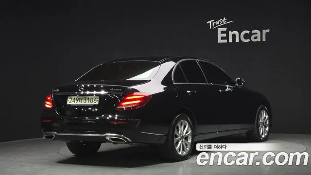 Mercedes-Benz E-Class 2020 — фото 2