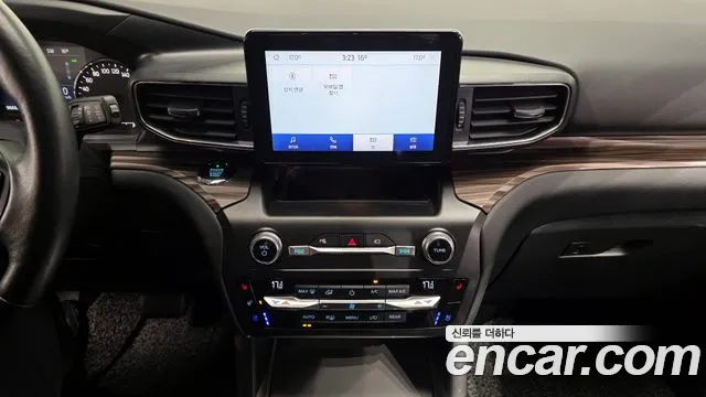 Ford Explorer 2020 — фото 14