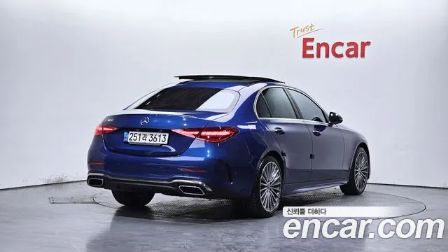 Mercedes-Benz C-Class 2022 — фото 2