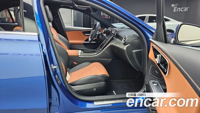 Mercedes-Benz C-Class 2022 — фото 11