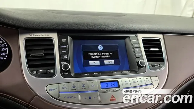 Hyundai Genesis 2011 — фото 16