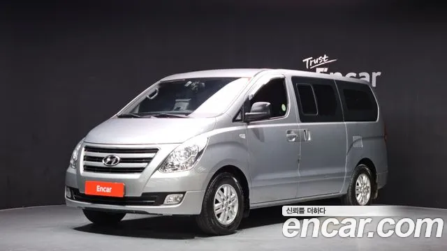 Hyundai Starex 2016 — фото 1