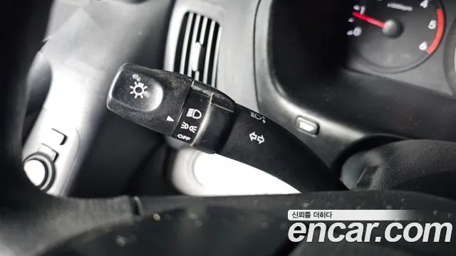 Hyundai Starex 2016 — фото 18