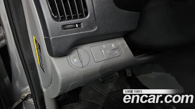 Hyundai Starex 2016 — фото 19
