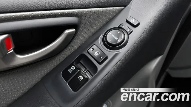 Hyundai Starex 2014 — фото 18