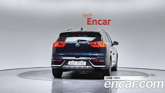 Kia Niro 2018 — фото 4