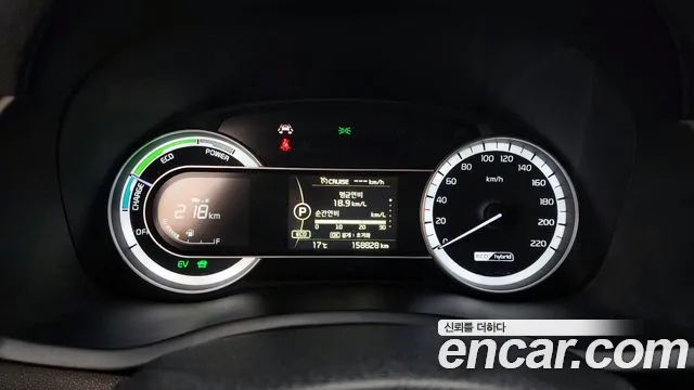 Kia Niro 2018 — фото 8
