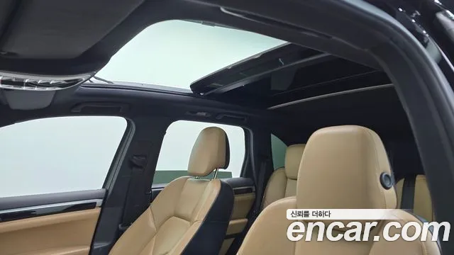 Porsche Cayenne 2015 — фото 19