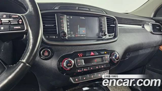 Kia Sorento 2019 — фото 16